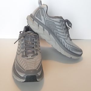 Hoka One One Clifton 4 Outdoor Voices